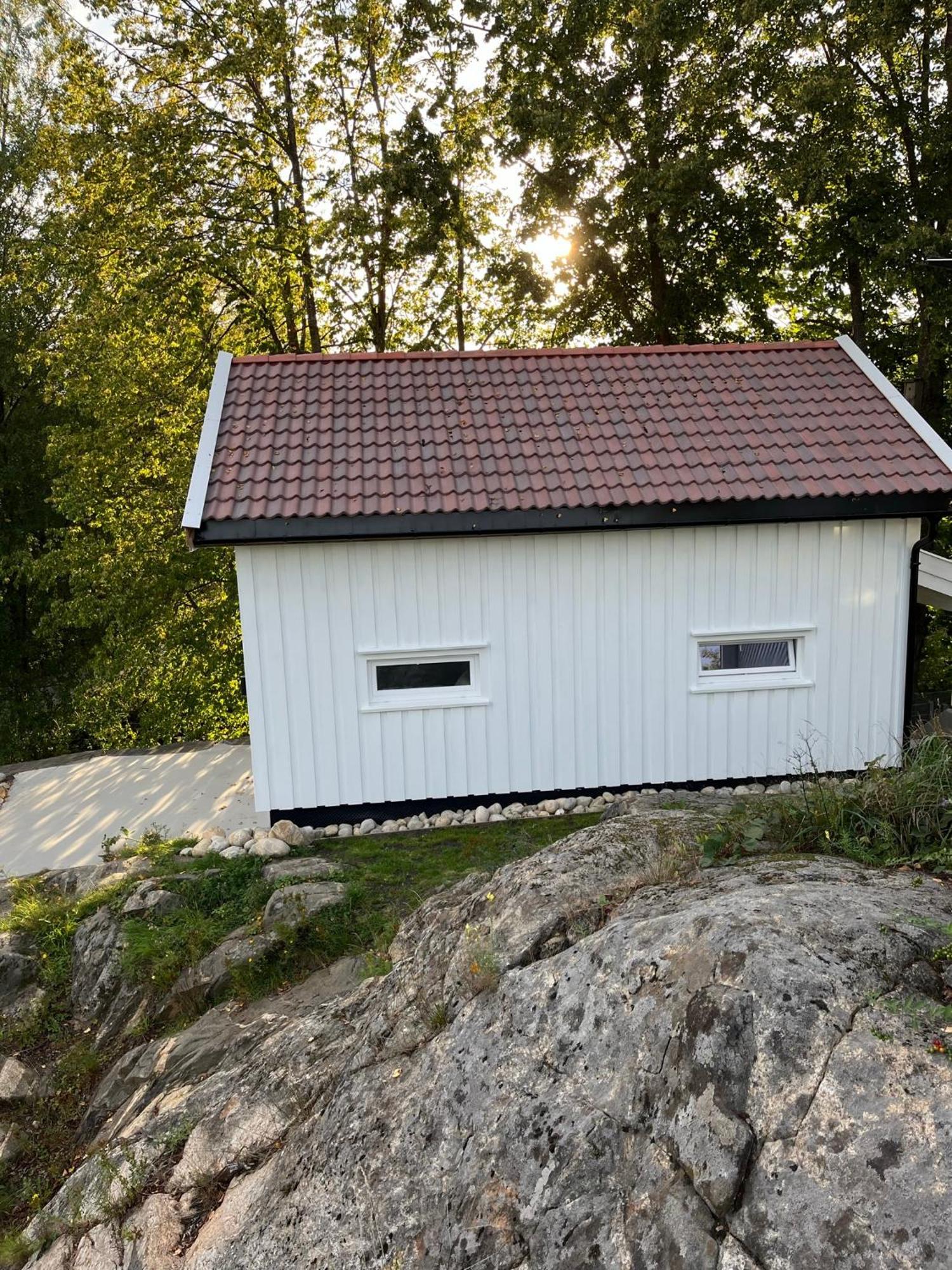 Cozy Cottage Close To Idyllic Archipelago With Additional Building If Booked For More Than 2 People Eydehavn エクステリア 写真