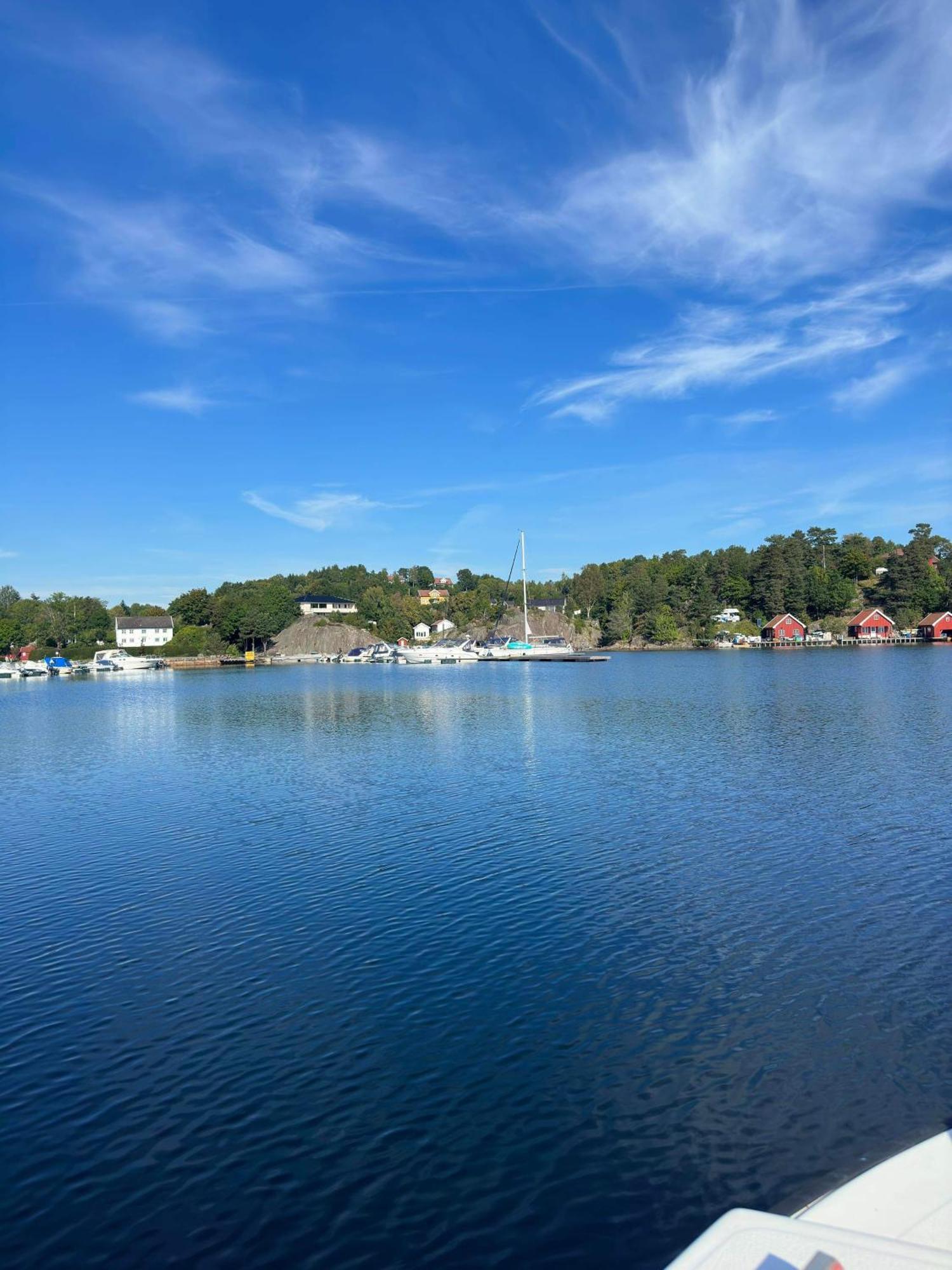 Cozy Cottage Close To Idyllic Archipelago With Additional Building If Booked For More Than 2 People Eydehavn エクステリア 写真